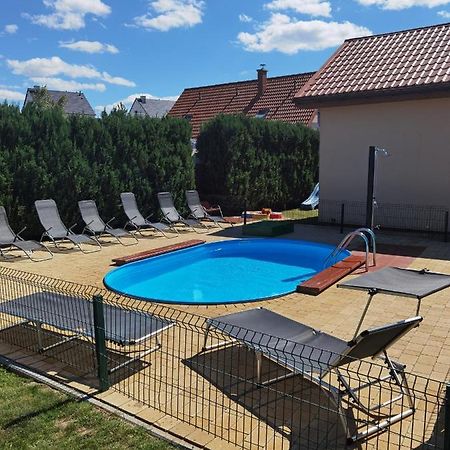 Ferienhaeuser Mit Pool Rewal Bagian luar foto