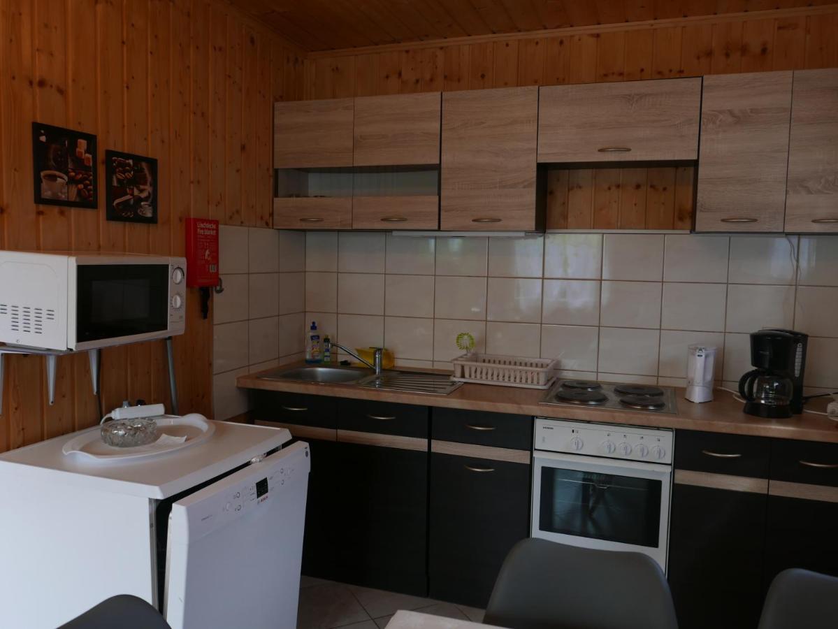 Ferienhaeuser Mit Pool Rewal Bagian luar foto
